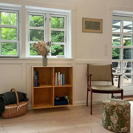 Architect's Timber House In Woods By Tisvilde Frederiksvaerk