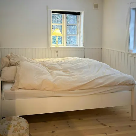 Architect's Timber House In Woods By Tisvilde Frederiksvaerk