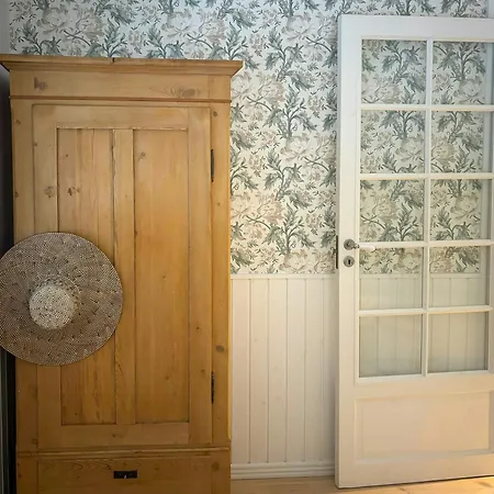 Holiday home Architect's Timber House In Woods By Tisvilde