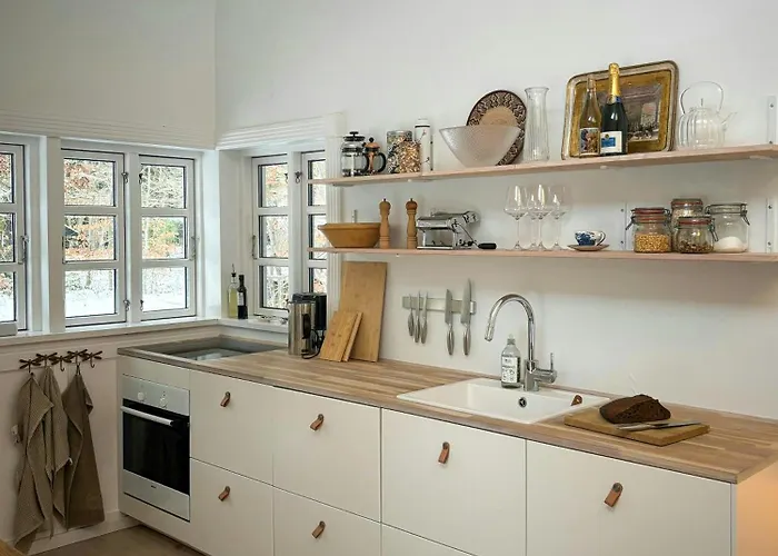 Architect's Timber House In Woods By Tisvilde * Frederiksvaerk